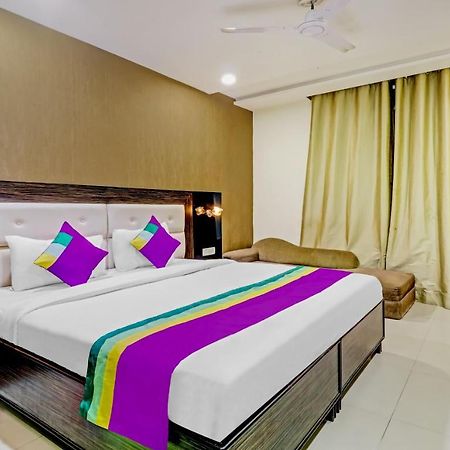 Light House Agra By Park Tree Hotel Bagian luar foto