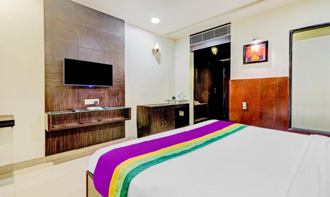 Light House Agra By Park Tree Hotel Bagian luar foto