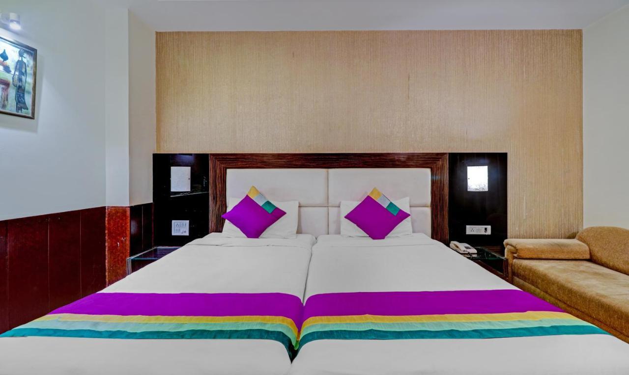 Light House Agra By Park Tree Hotel Bagian luar foto