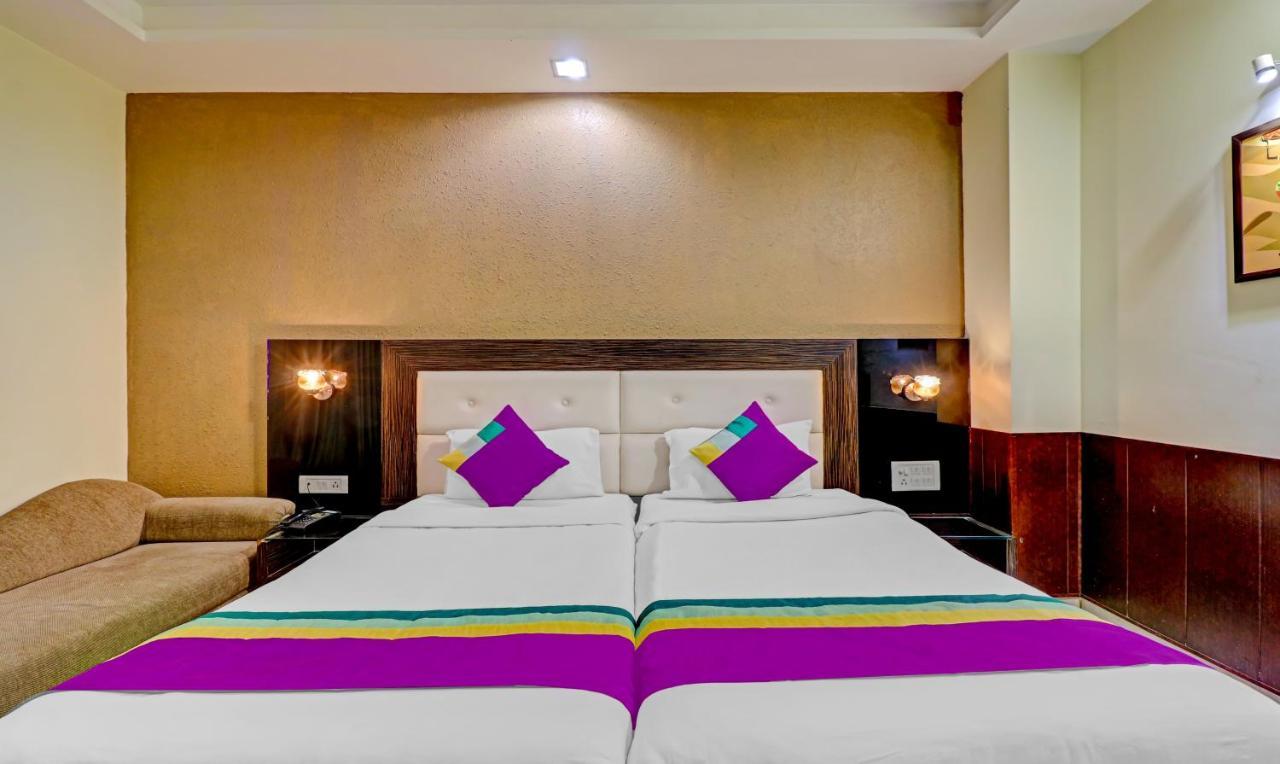 Light House Agra By Park Tree Hotel Bagian luar foto