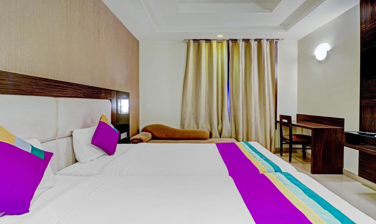 Light House Agra By Park Tree Hotel Bagian luar foto